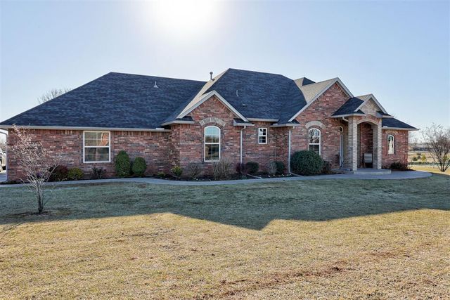210 N Grigsby Road, Newcastle, OK 73065