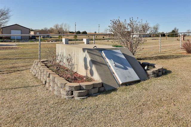 210 N Grigsby Road, Newcastle, OK 73065