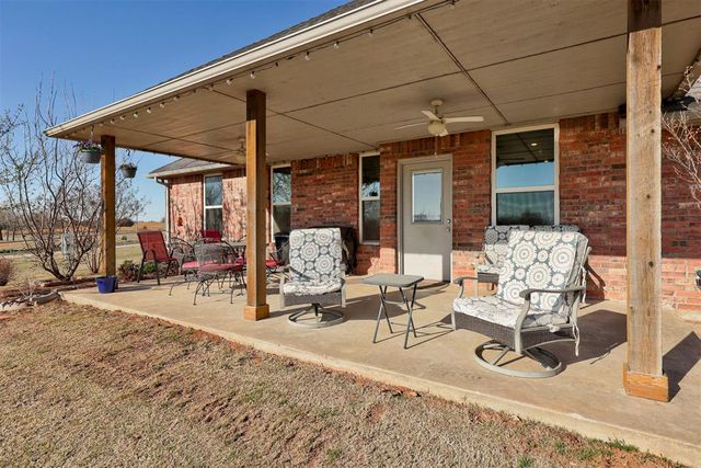 210 N Grigsby Road, Newcastle, OK 73065
