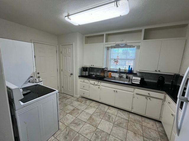 3116 33rd Street, Lubbock, TX 79410