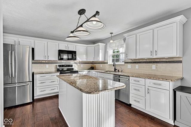 9107 Driftwood Court, Mccordsville, IN 46055