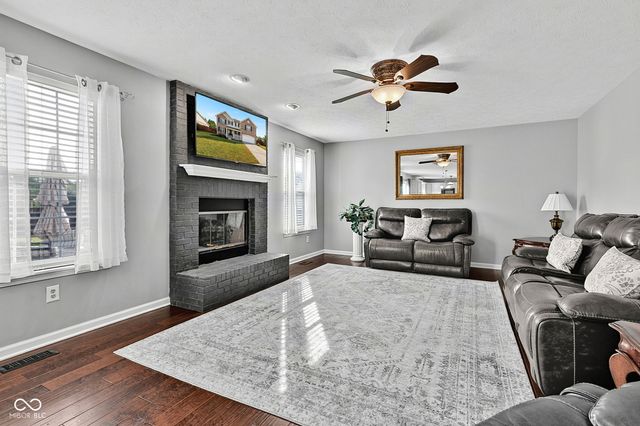 9107 Driftwood Court, Mccordsville, IN 46055