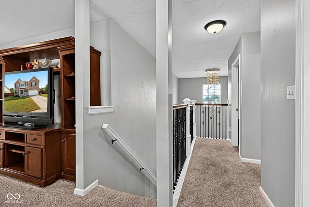 9107 Driftwood Court, Mccordsville, IN 46055