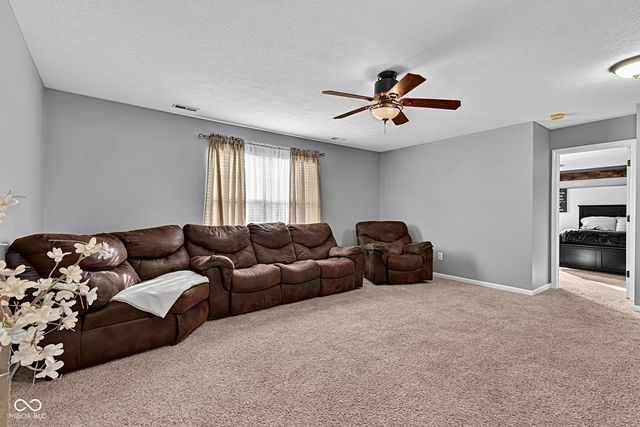 9107 Driftwood Court, Mccordsville, IN 46055