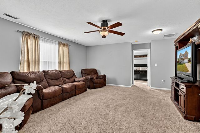 9107 Driftwood Court, Mccordsville, IN 46055