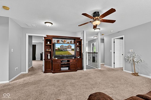 9107 Driftwood Court, Mccordsville, IN 46055