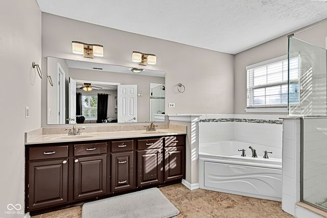 9107 Driftwood Court, Mccordsville, IN 46055