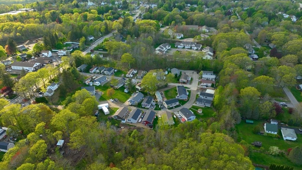 27 Lewis Street, Rutland, MA 01543