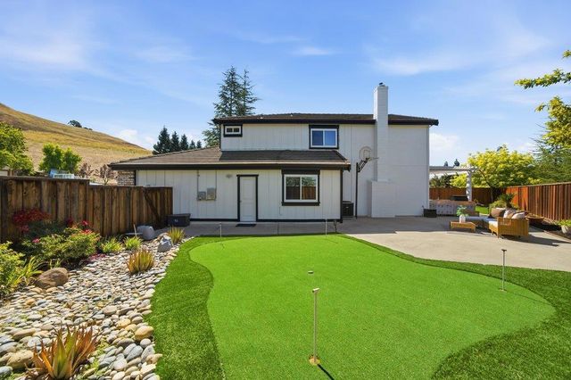 2008 Hill Meadow Place, Danville, CA 94526