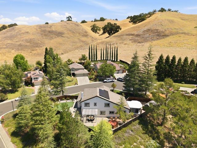 2008 Hill Meadow Place, Danville, CA 94526