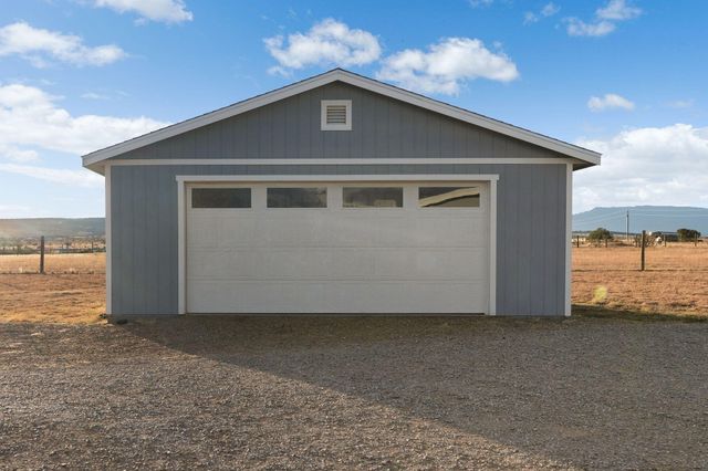 1 Northland Court, Edgewood, NM 87015