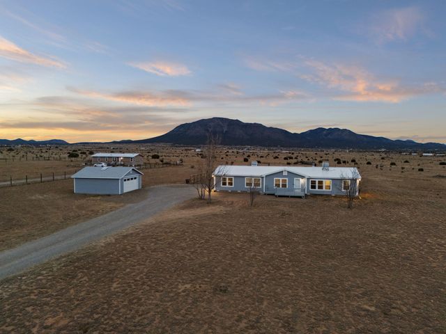 1 Northland Court, Edgewood, NM 87015