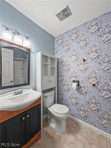 1766 Stone Creek Lane, Twinsburg, OH 44087