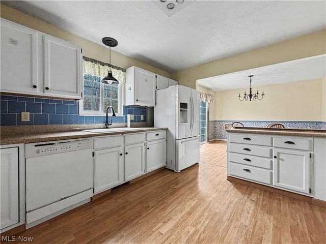 1766 Stone Creek Lane, Twinsburg, OH 44087