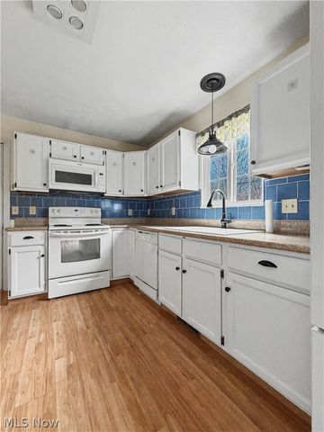 1766 Stone Creek Lane, Twinsburg, OH 44087