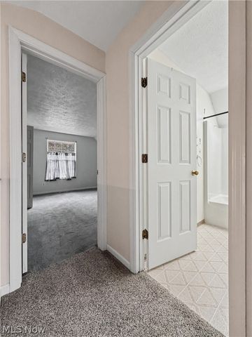 1766 Stone Creek Lane, Twinsburg, OH 44087