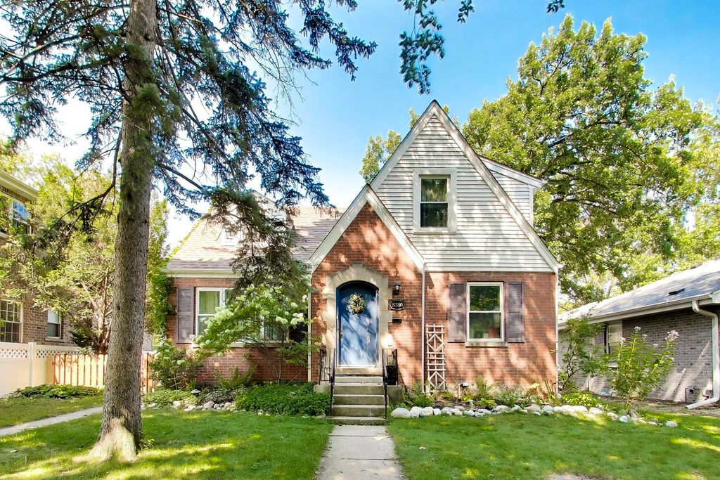 8326 Kostner Avenue, Skokie, IL 60076