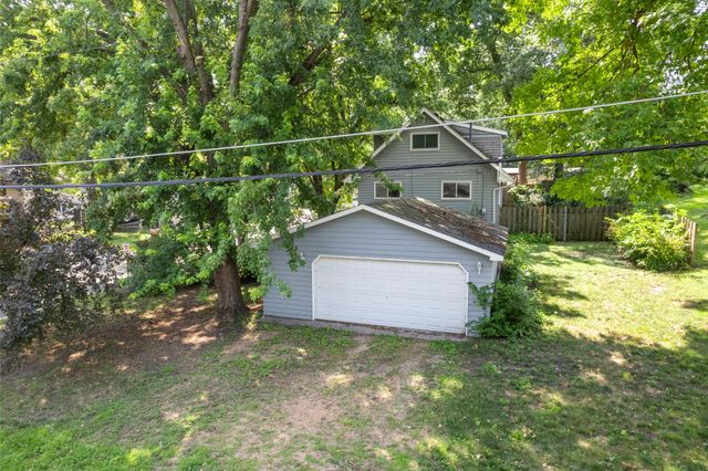 4904 Hanover Road, Mound, MN 55364
