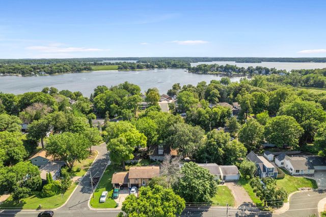 4904 Hanover Road, Mound, MN 55364