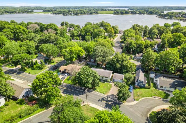 4904 Hanover Road, Mound, MN 55364