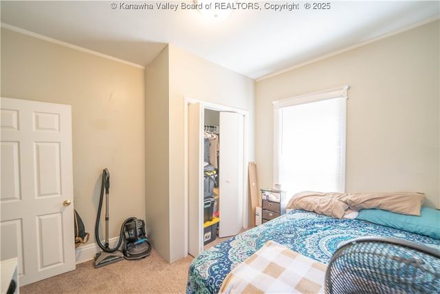 615 Grant Street, Charleston, WV 25311