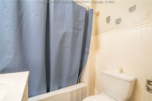 615 Grant Street, Charleston, WV 25311