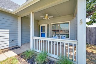 100 S Lakeview Drive, Lake Dallas, TX 75065