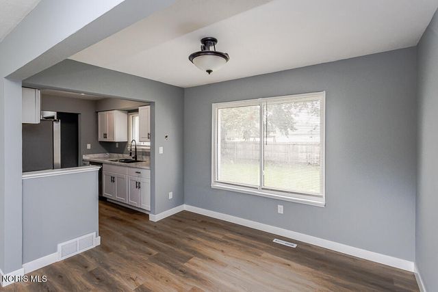 4160 Dahlia Drive, Toledo, OH 43611