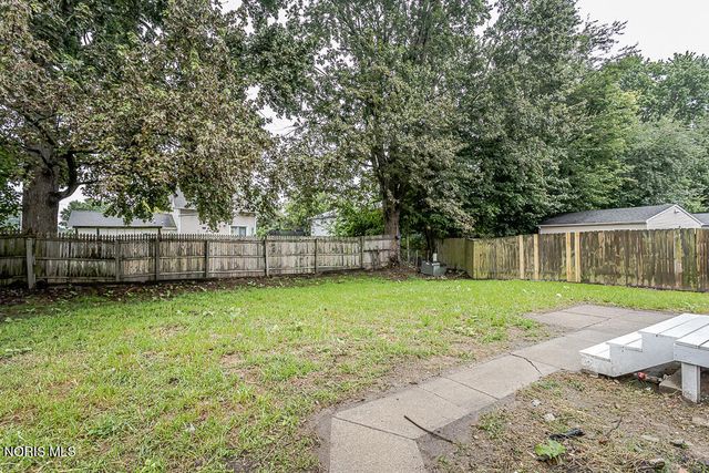 4160 Dahlia Drive, Toledo, OH 43611