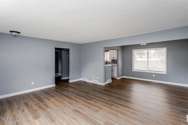 4160 Dahlia Drive, Toledo, OH 43611
