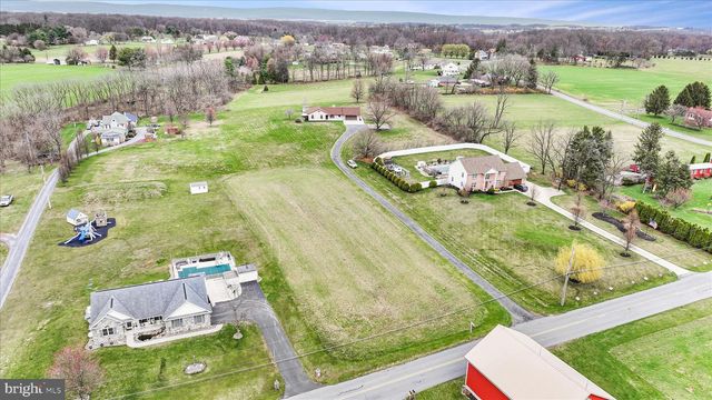 375 SNOW DR, Lebanon, PA 17046