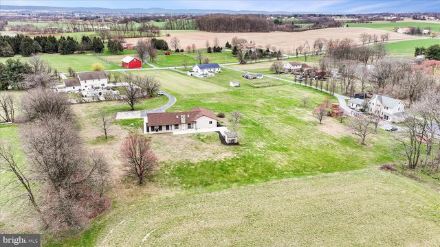 375 SNOW DR, Lebanon, PA 17046
