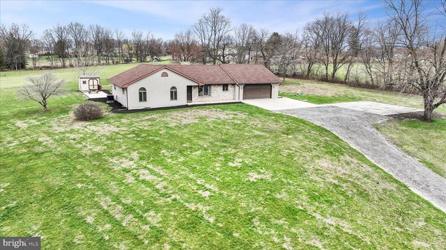 375 SNOW DR, Lebanon, PA 17046