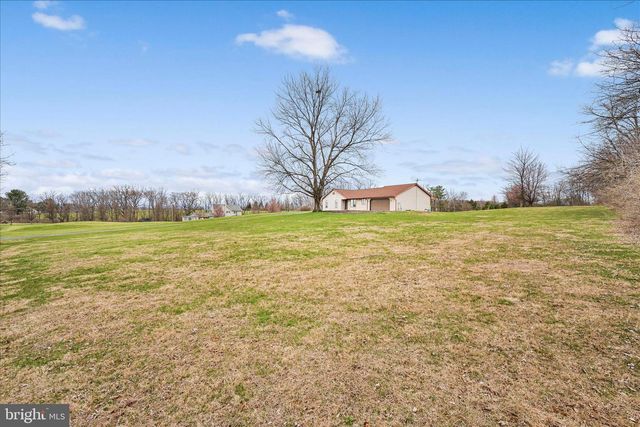 375 SNOW DR, Lebanon, PA 17046
