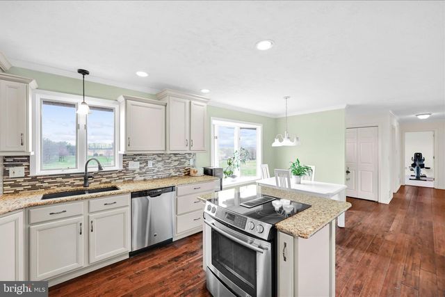 375 SNOW DR, Lebanon, PA 17046