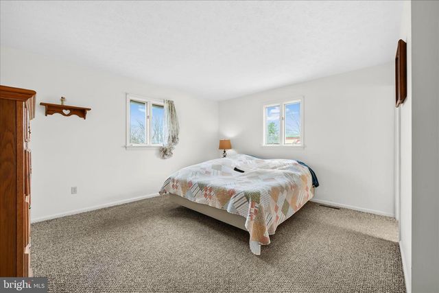 375 SNOW DR, Lebanon, PA 17046