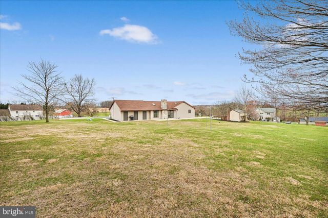 375 SNOW DR, Lebanon, PA 17046