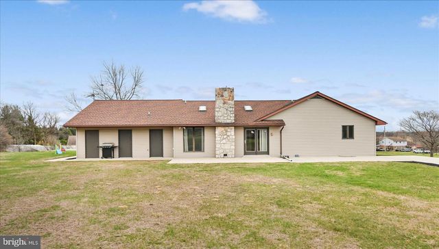 375 SNOW DR, Lebanon, PA 17046