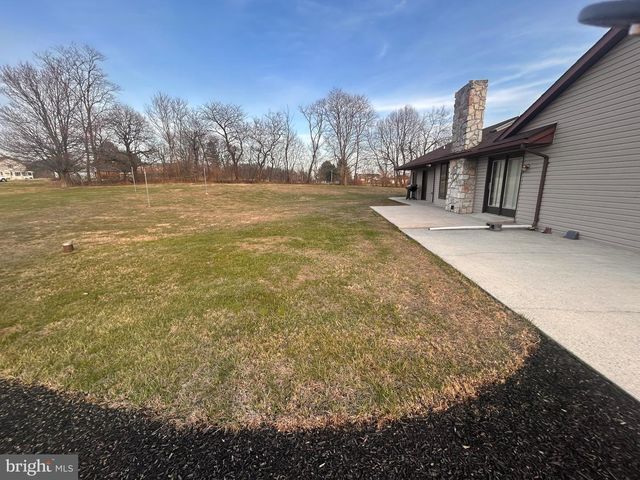 375 SNOW DR, Lebanon, PA 17046