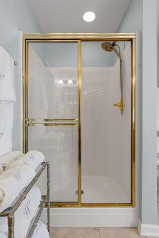 6422 Ware Branch Cove Drive, Harrison, TN 37341