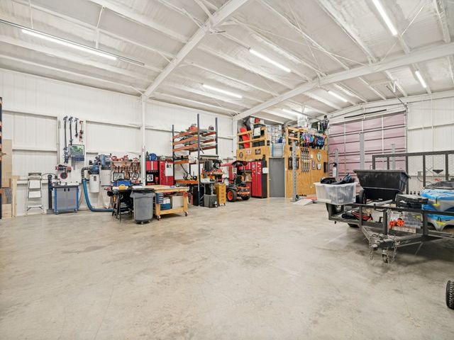 722 Clubview Drive, Mabank, TX 75143