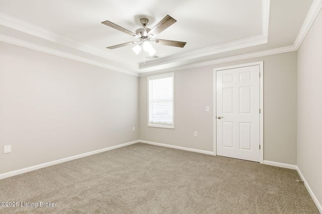 3707 Tuscany Valley Dr, Louisville, KY 40219