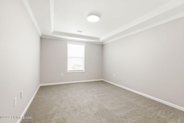 3707 Tuscany Valley Dr, Louisville, KY 40219