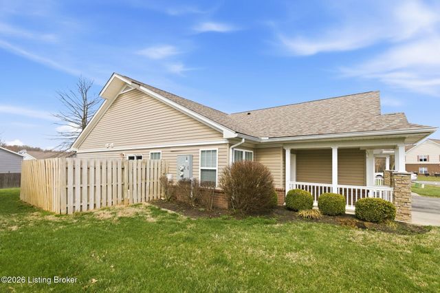 3707 Tuscany Valley Dr, Louisville, KY 40219