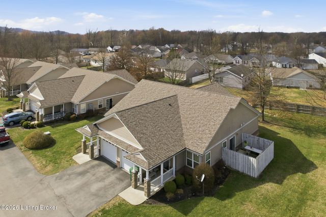 3707 Tuscany Valley Dr, Louisville, KY 40219