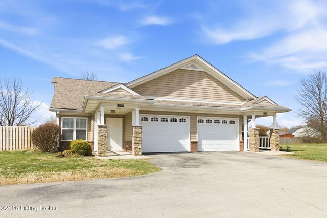 3707 Tuscany Valley Dr, Louisville, KY 40219