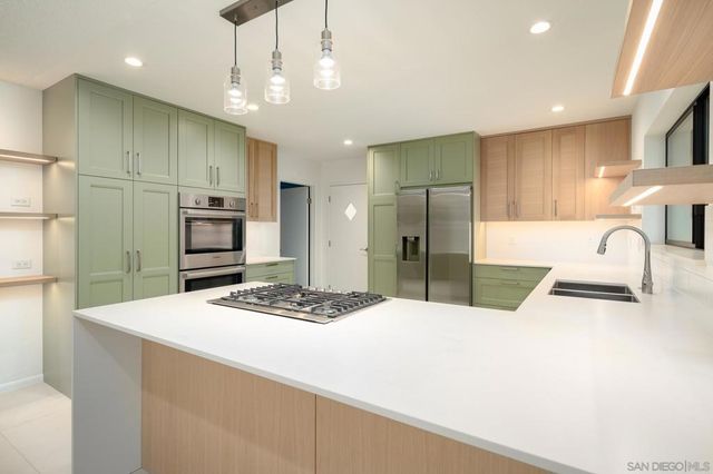 5406 Las Palomas, Rancho Santa Fe, CA 92067