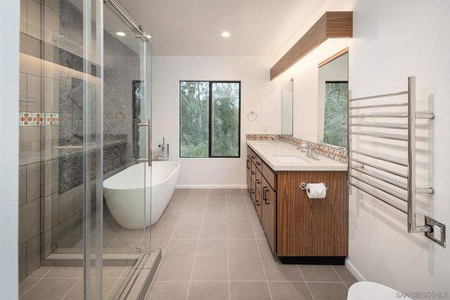 5406 Las Palomas, Rancho Santa Fe, CA 92067