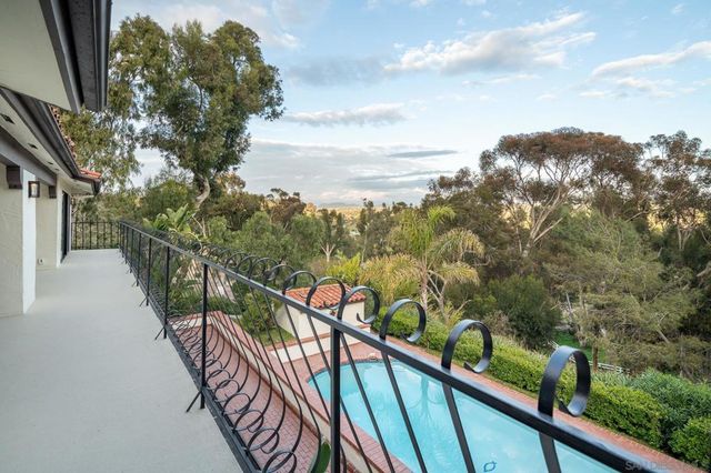 5406 Las Palomas, Rancho Santa Fe, CA 92067