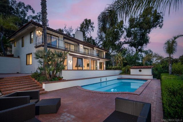 5406 Las Palomas, Rancho Santa Fe, CA 92067